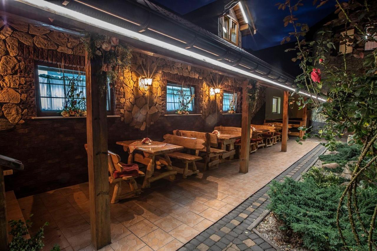Zajazd Chata Staropolska Mszana Esterno foto